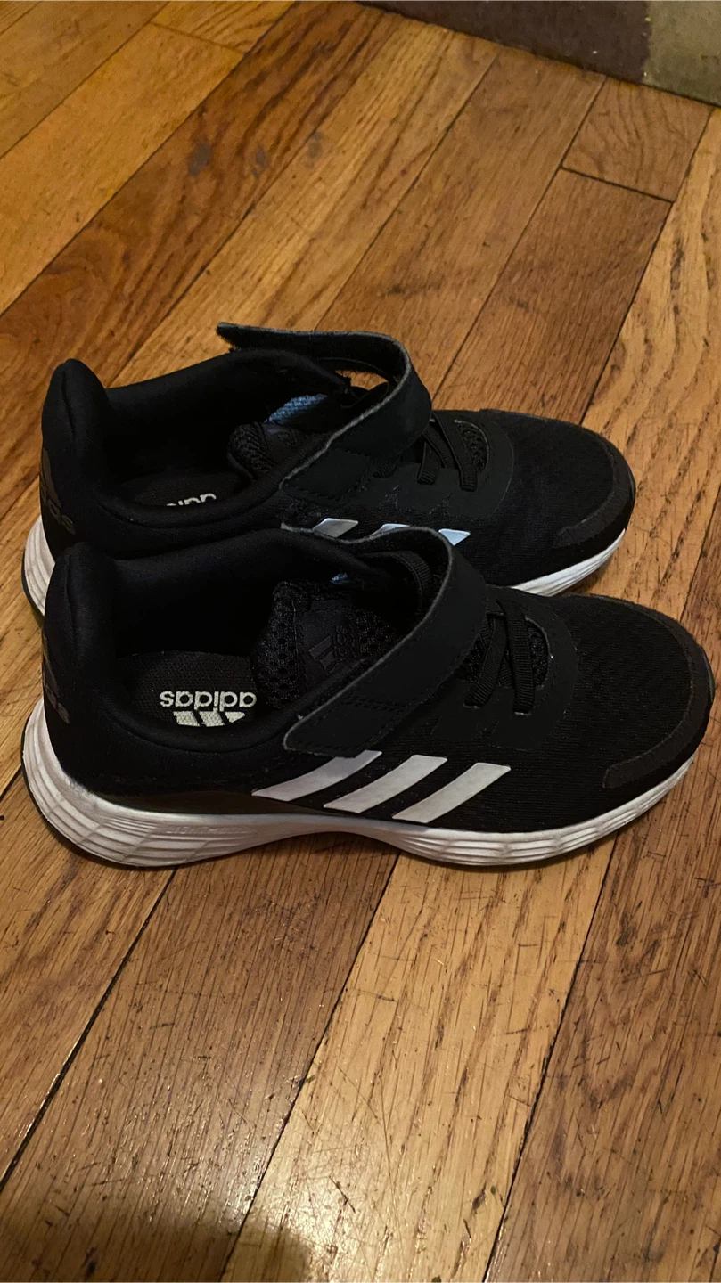 Adidas Duramo 10 Toddler Black Shoes - Size 11K - photo 2