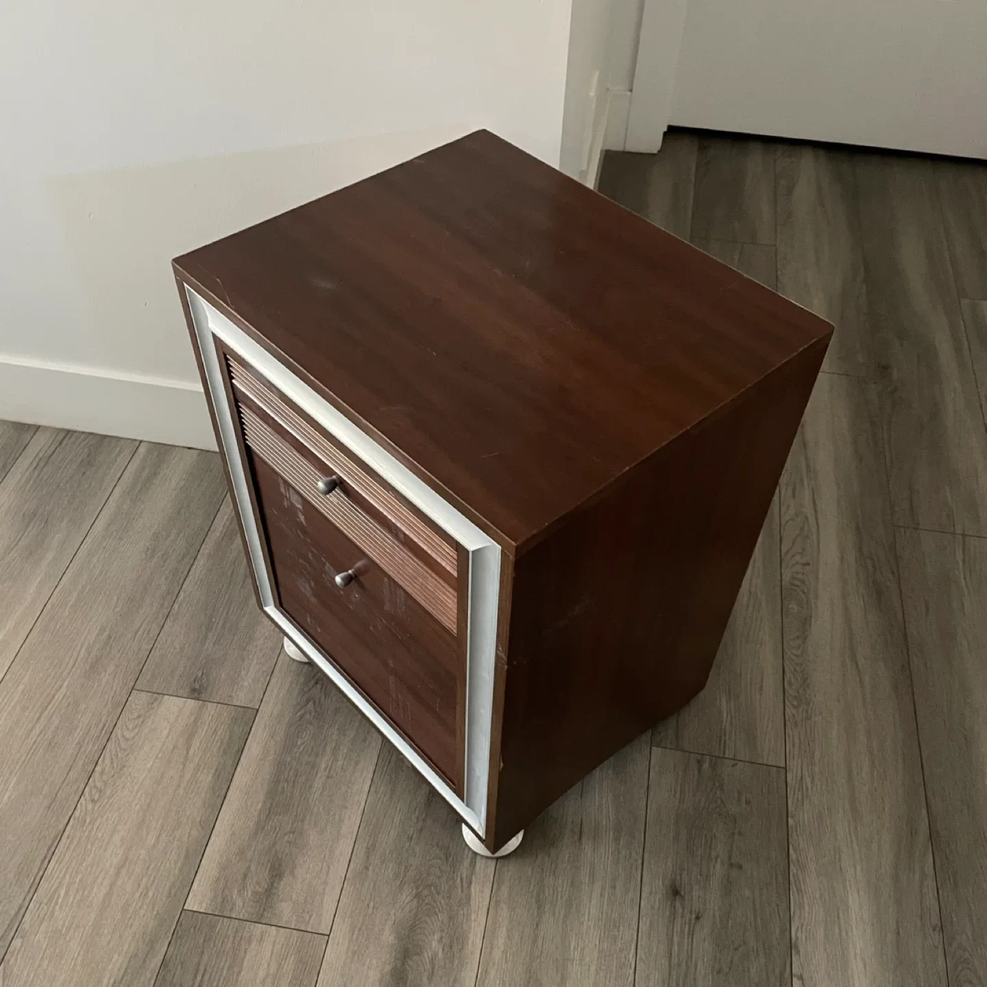 Bedside Drawer image indicator(3)