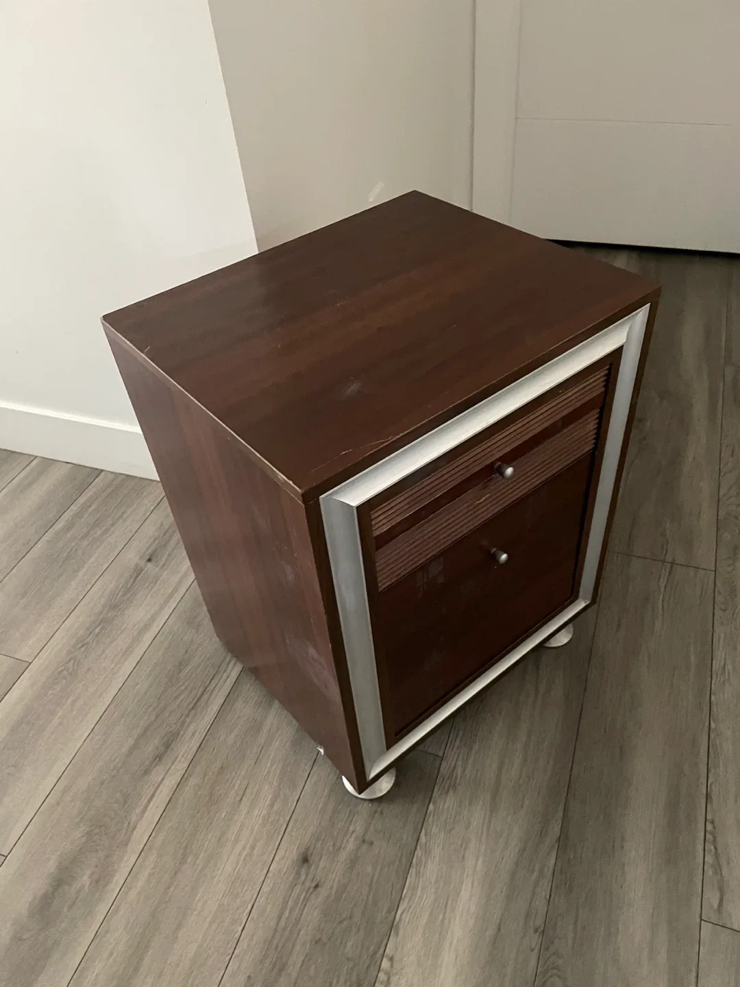 Bedside Drawer image indicator(10)