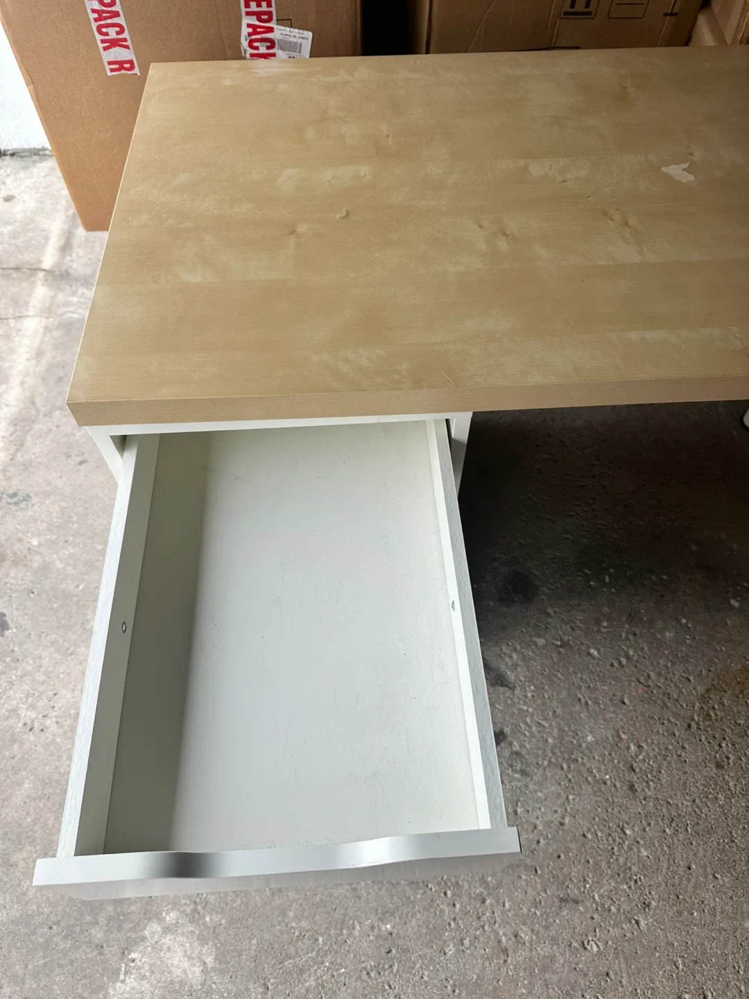 IKEA Alex Desk with Drawer Unit image indicator(6)