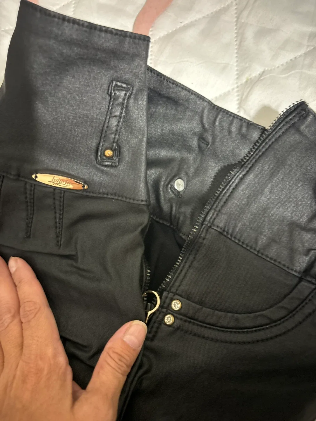 Imperial Black Pants with Gold Chain COLOMBIAN JEANS image indicator(5)