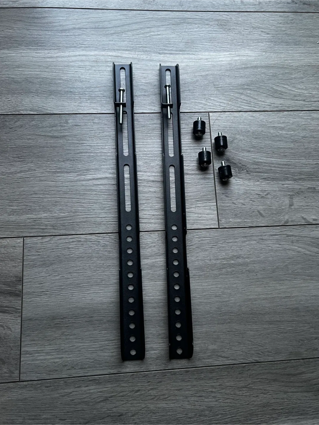 TV Wall Mount Rails image indicator(6)