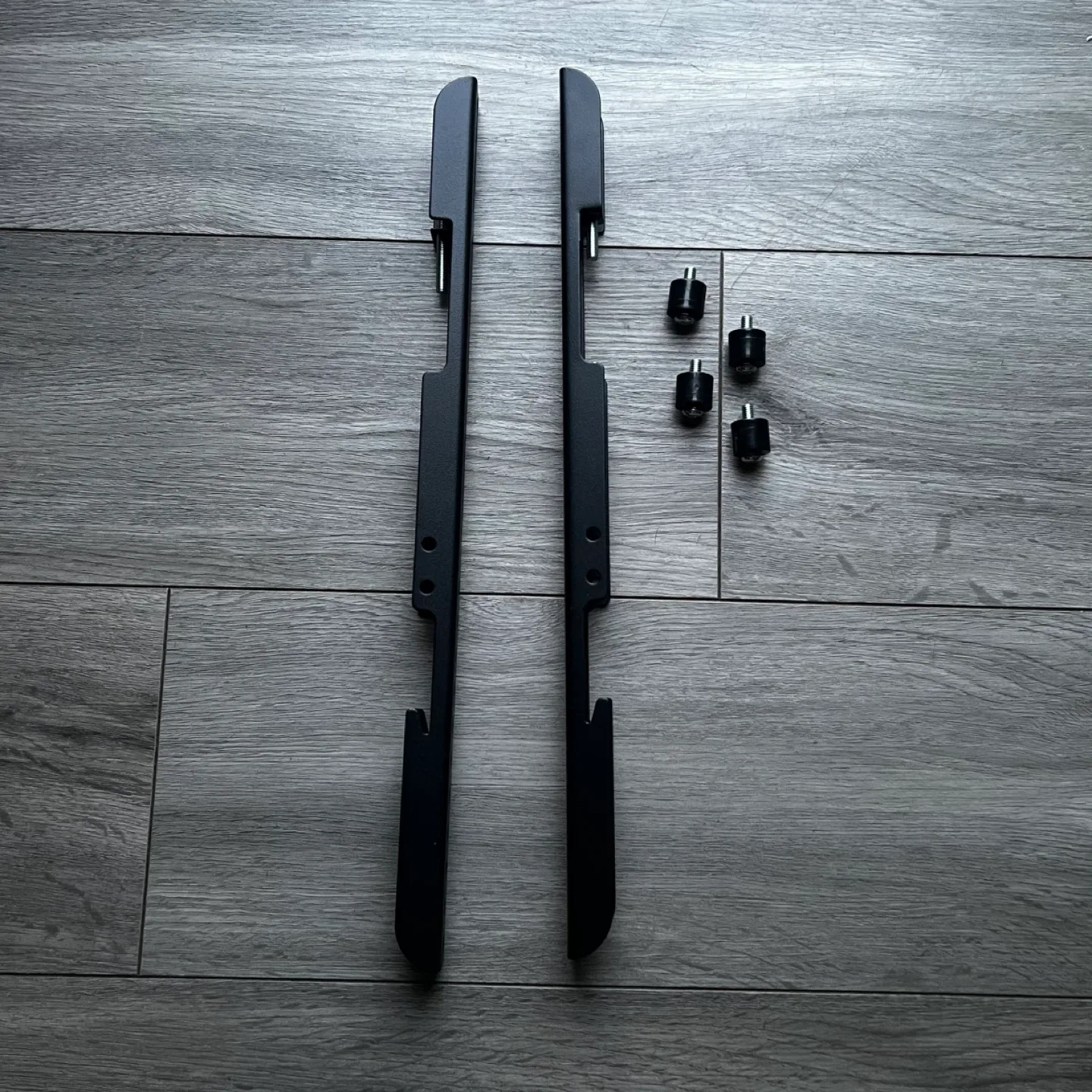 TV Wall Mount Rails image indicator(4)