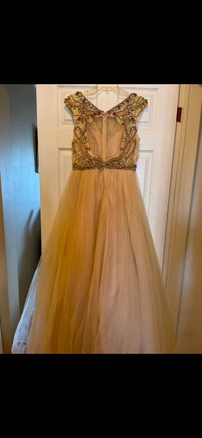 2Cute Embellished Formal Dress - Size 8 - photo 4
