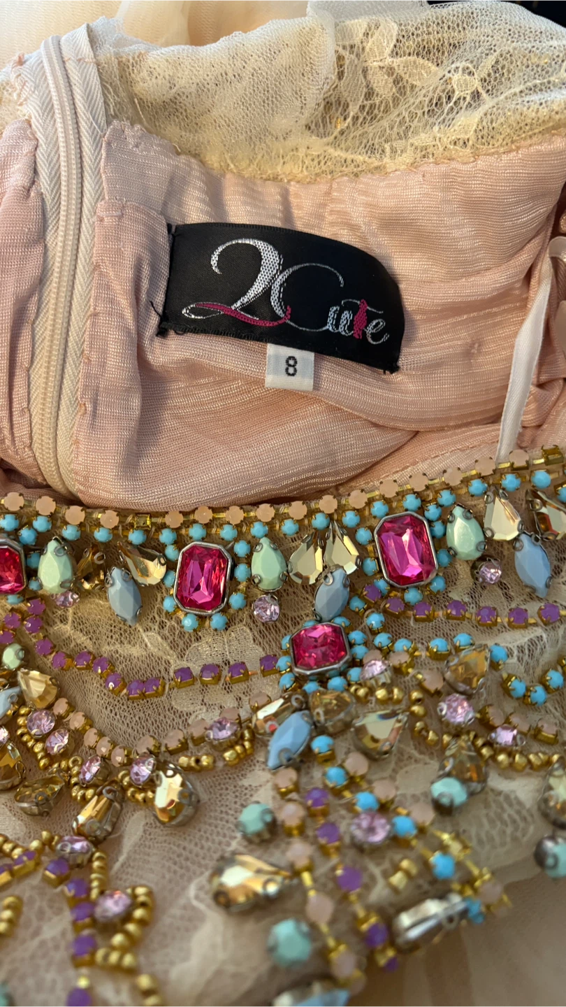 2Cute Embellished Formal Dress - Size 8