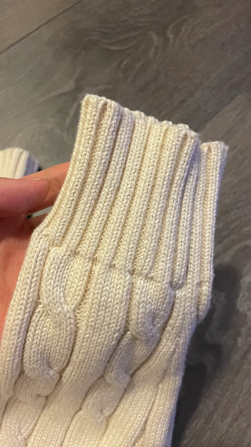 Ralph Lauren Polo Cream Cable Knit Sweater - Size M image indicator(3)