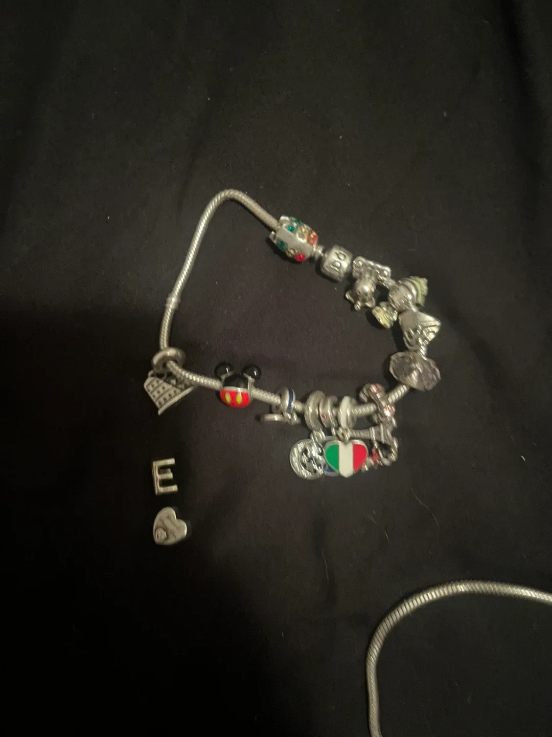 Pandora Charm Bracelet image indicator(2)