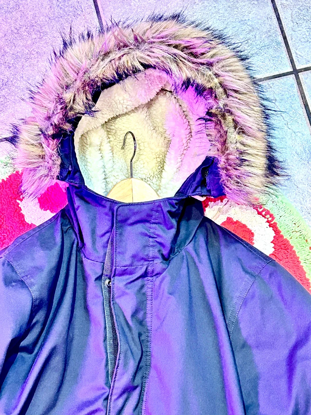 A&F cozy parka image indicator(3)