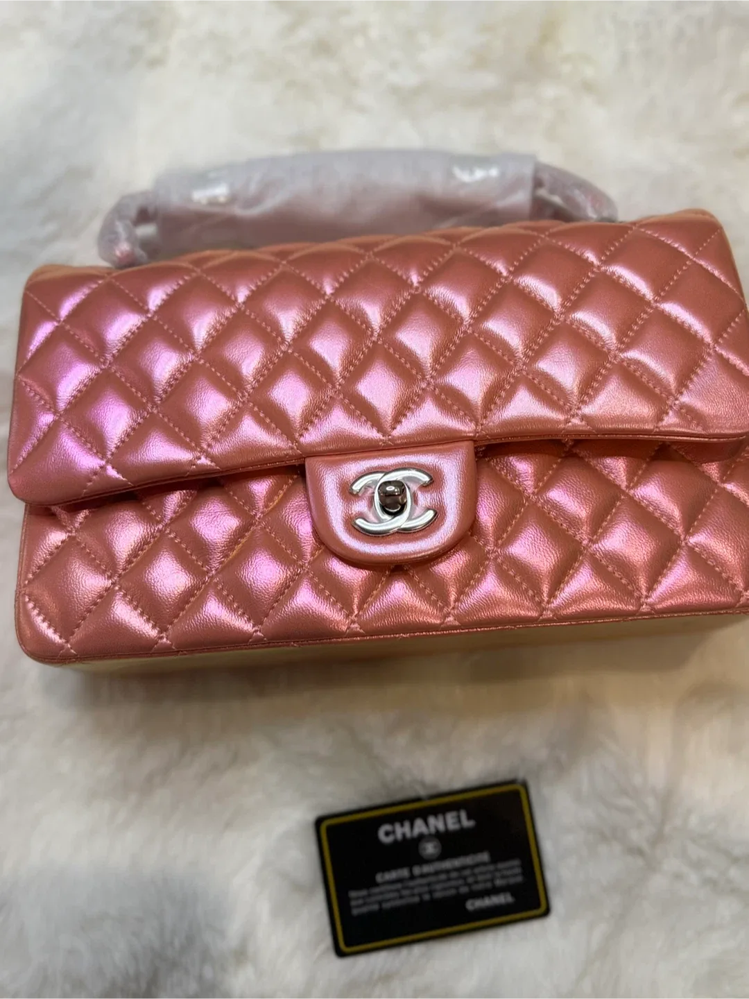 Chanel inspired 22C A1112 Flap Bag - Gold Medium image indicator(4)