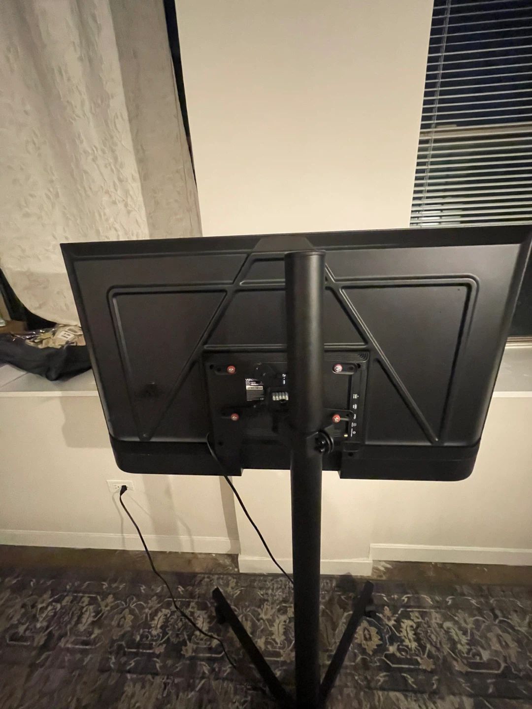 Vizio 40’ TV on Stand - photo 5