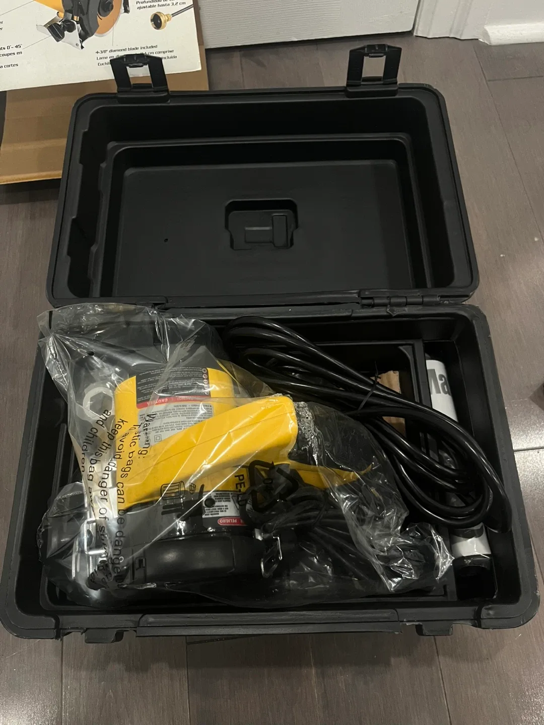 MD Fusion 4" Marble & Tile Saw - New in Box! image indicator(2)