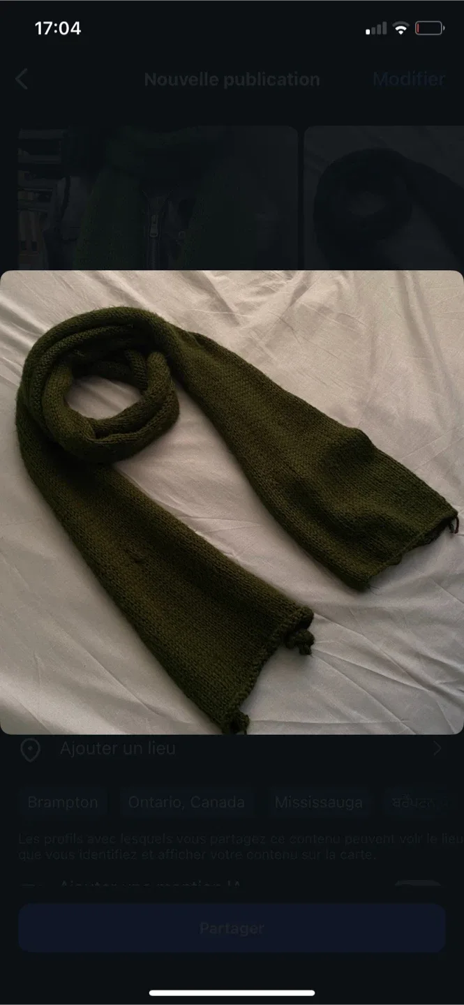 Handmade Green knitted scarf image indicator(2)