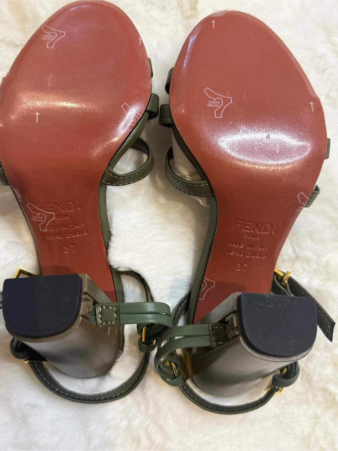 Fendi inspired Roma Green Leather Heels - Size 37 image indicator(3)