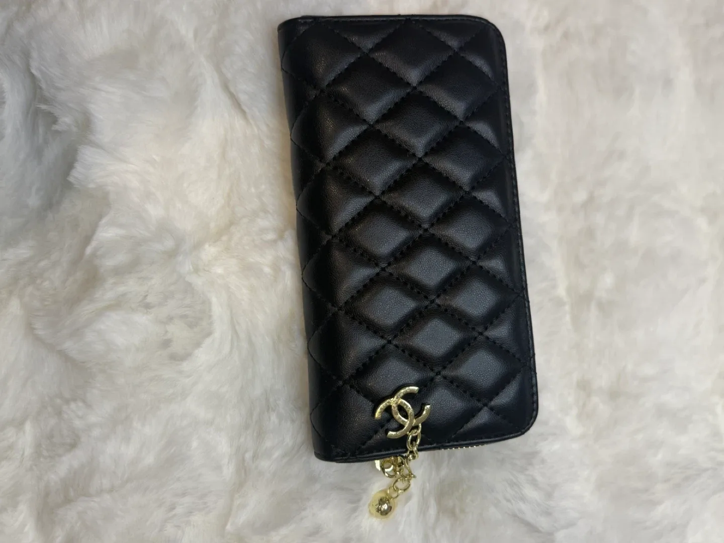 Chanel Inspired Black Quilted Wallet image indicator(2)