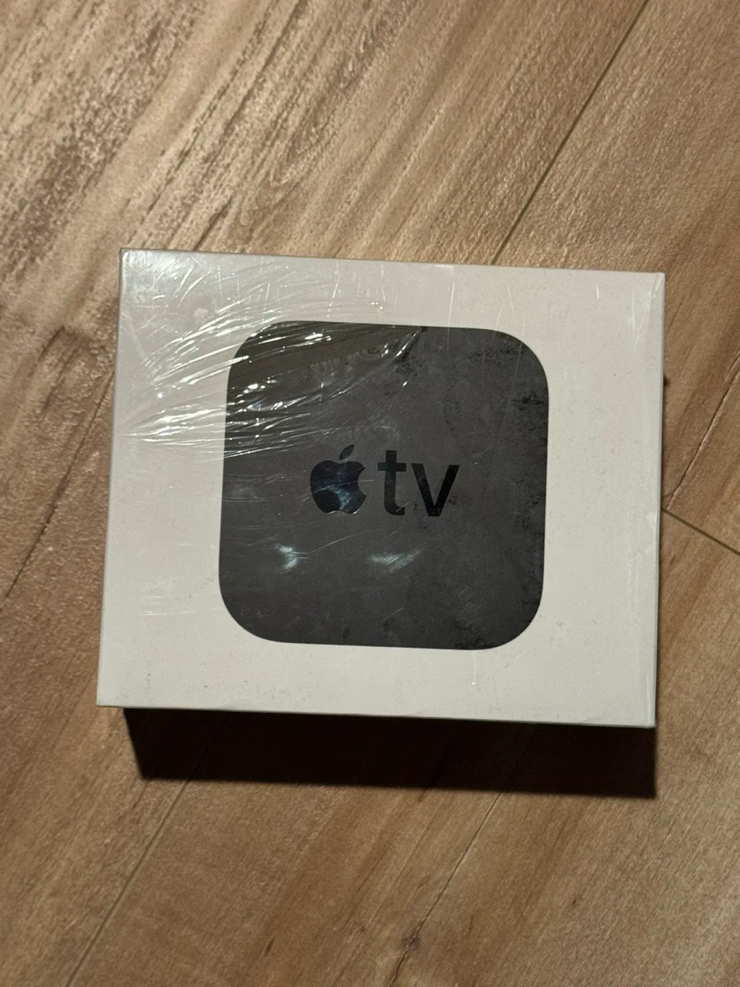 Apple TV HD (32GB) - Like New!