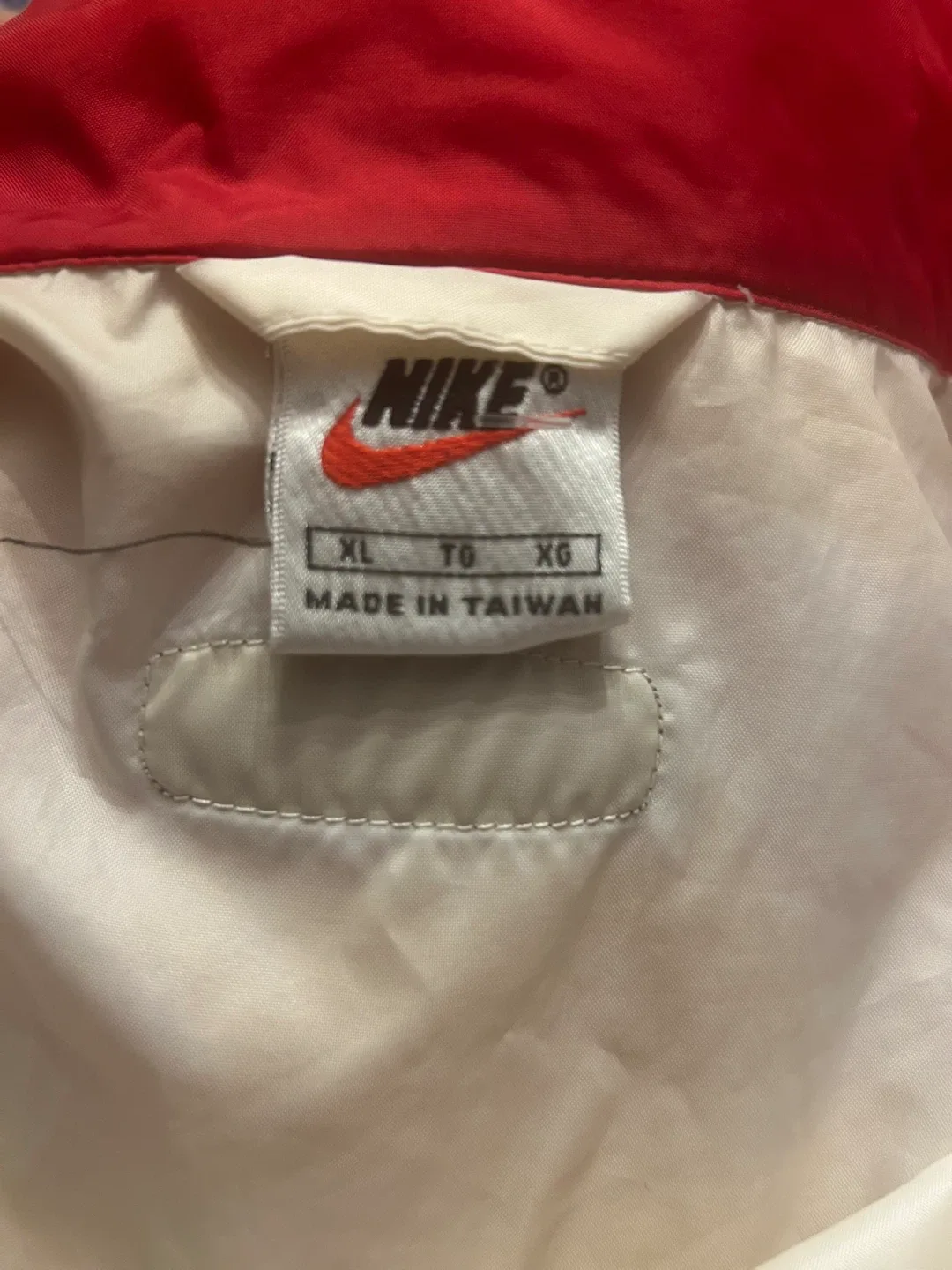 Vintage Nike windbreaker image indicator(4)