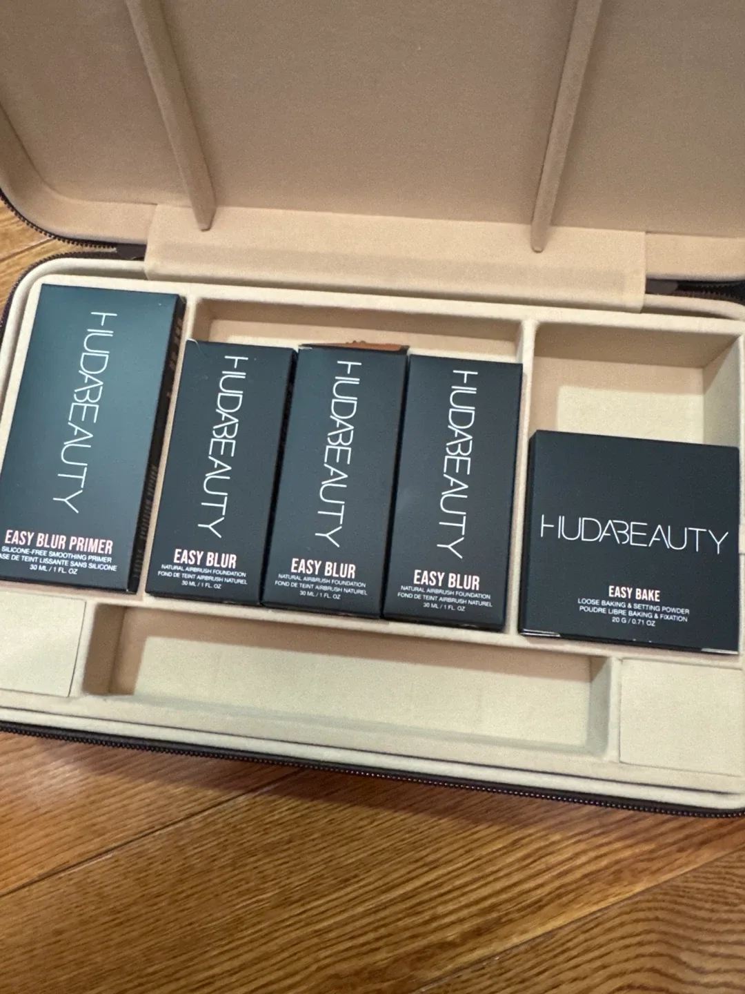 Huda Beauty Face Bake & Easy Blur Set