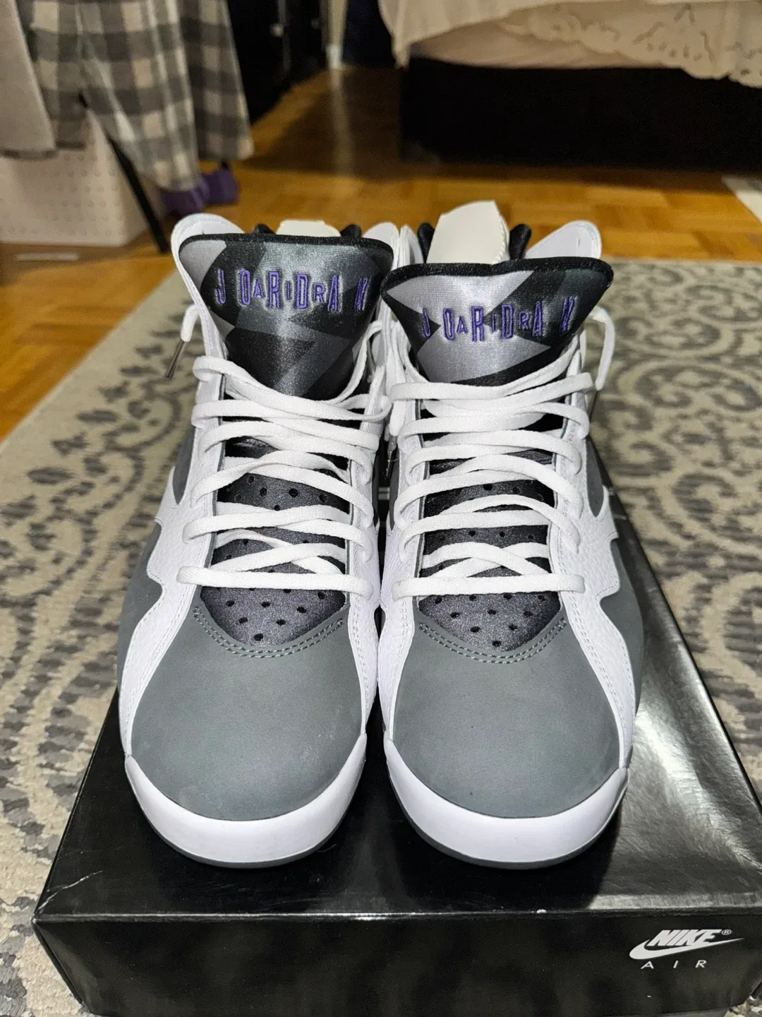 Air Jordan 7 Retro Flint image indicator(4)