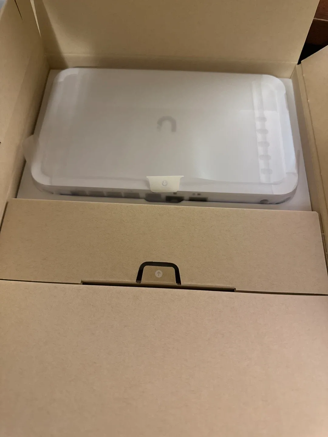 New Ubiquiti UXG-Fiber Gateway image indicator(2)