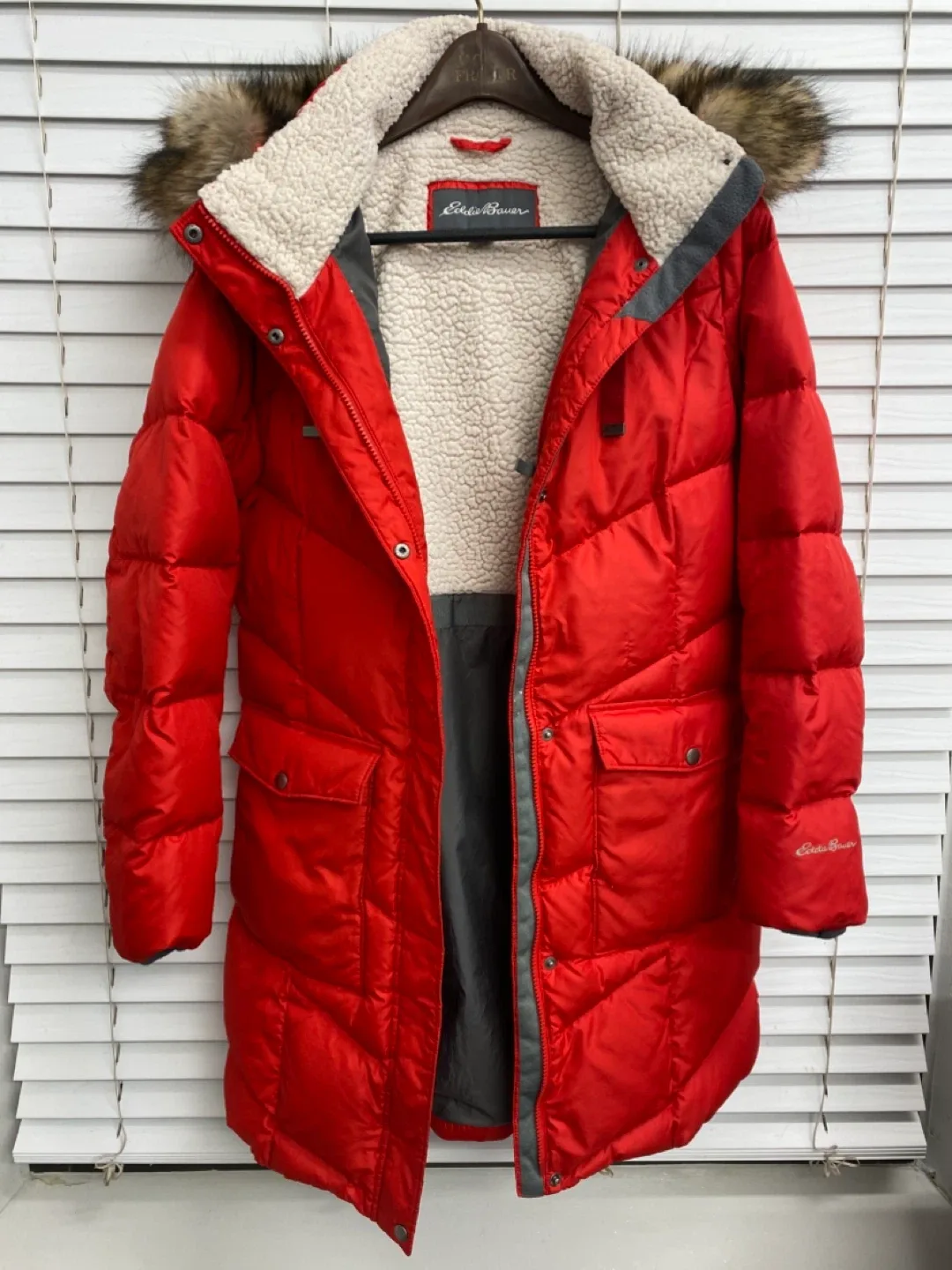 Eddie Bauer Women’s Lodge Cascadian Down Parka - L