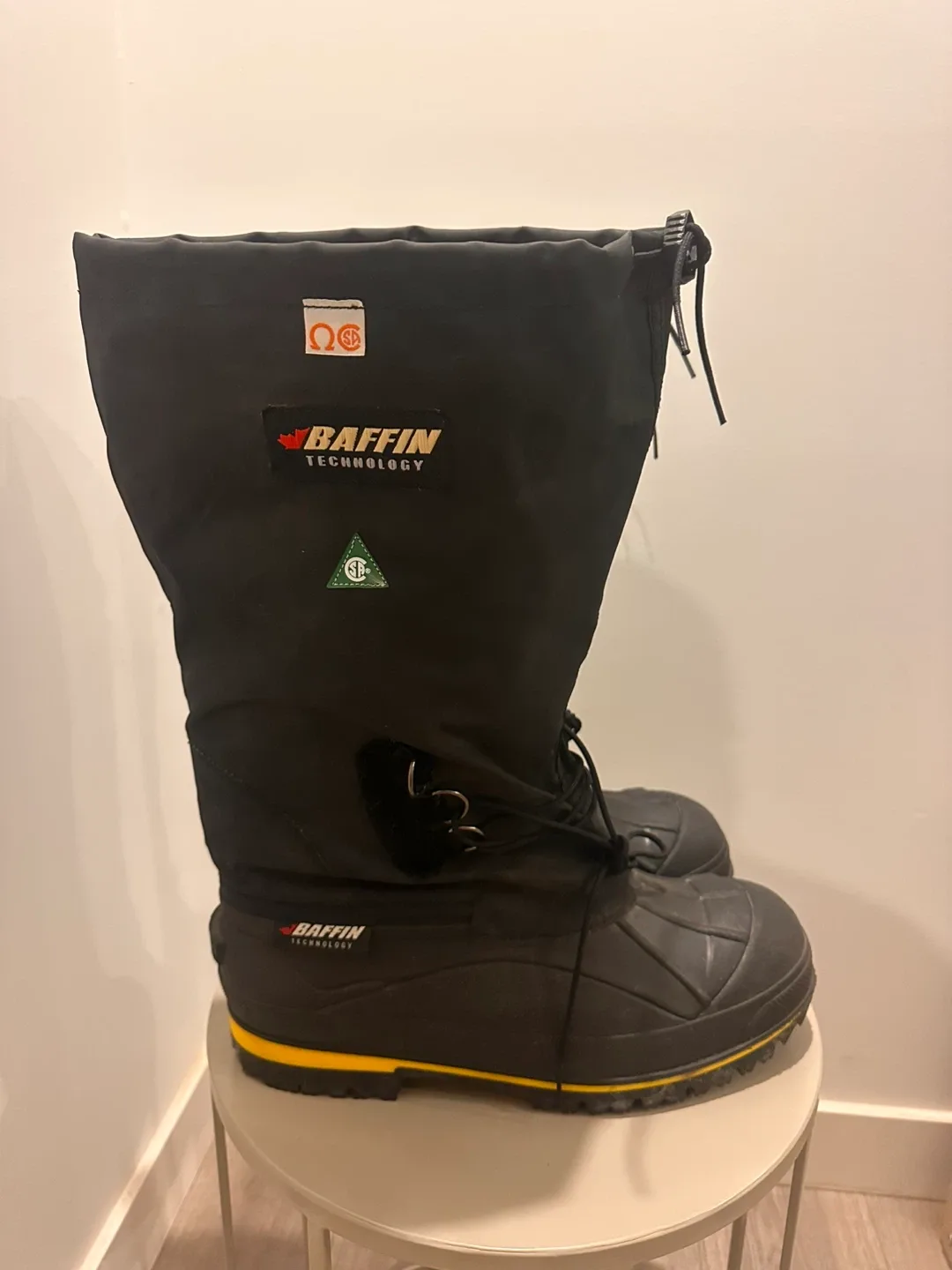 Baffin Black Insulated Safety Winter Boots - Size 11