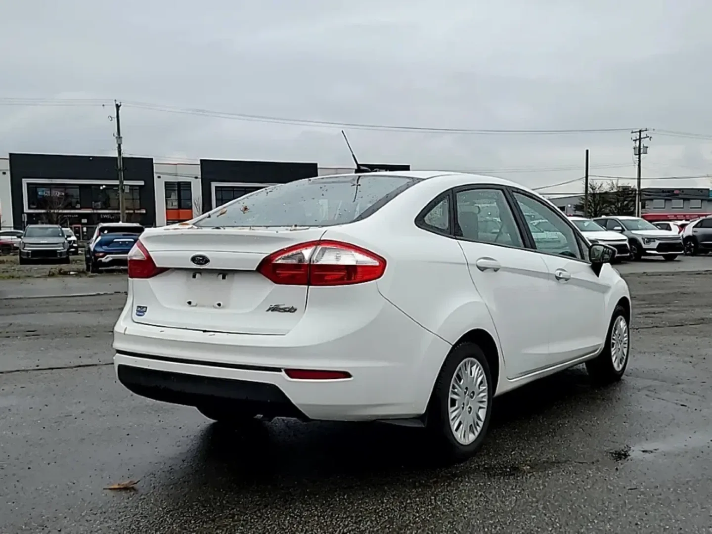 Ford Fiesta - The Vehicle to get you Started 🛣️ image indicator(4)