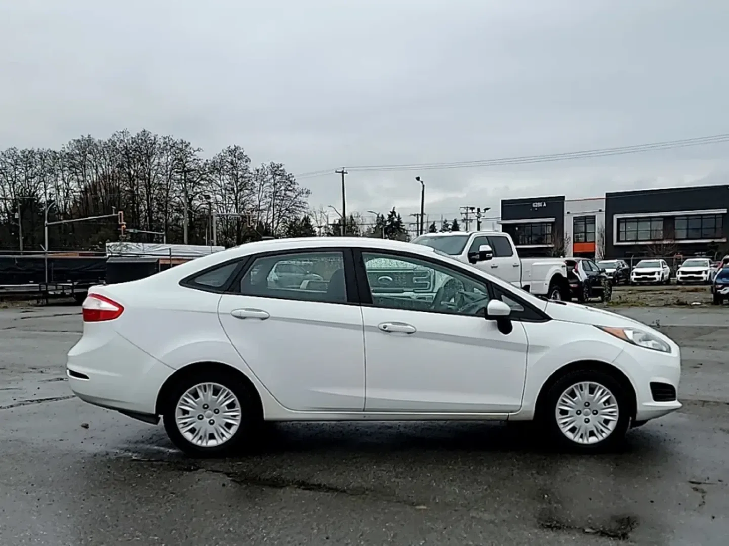 Ford Fiesta - The Vehicle to get you Started 🛣️ image indicator(5)