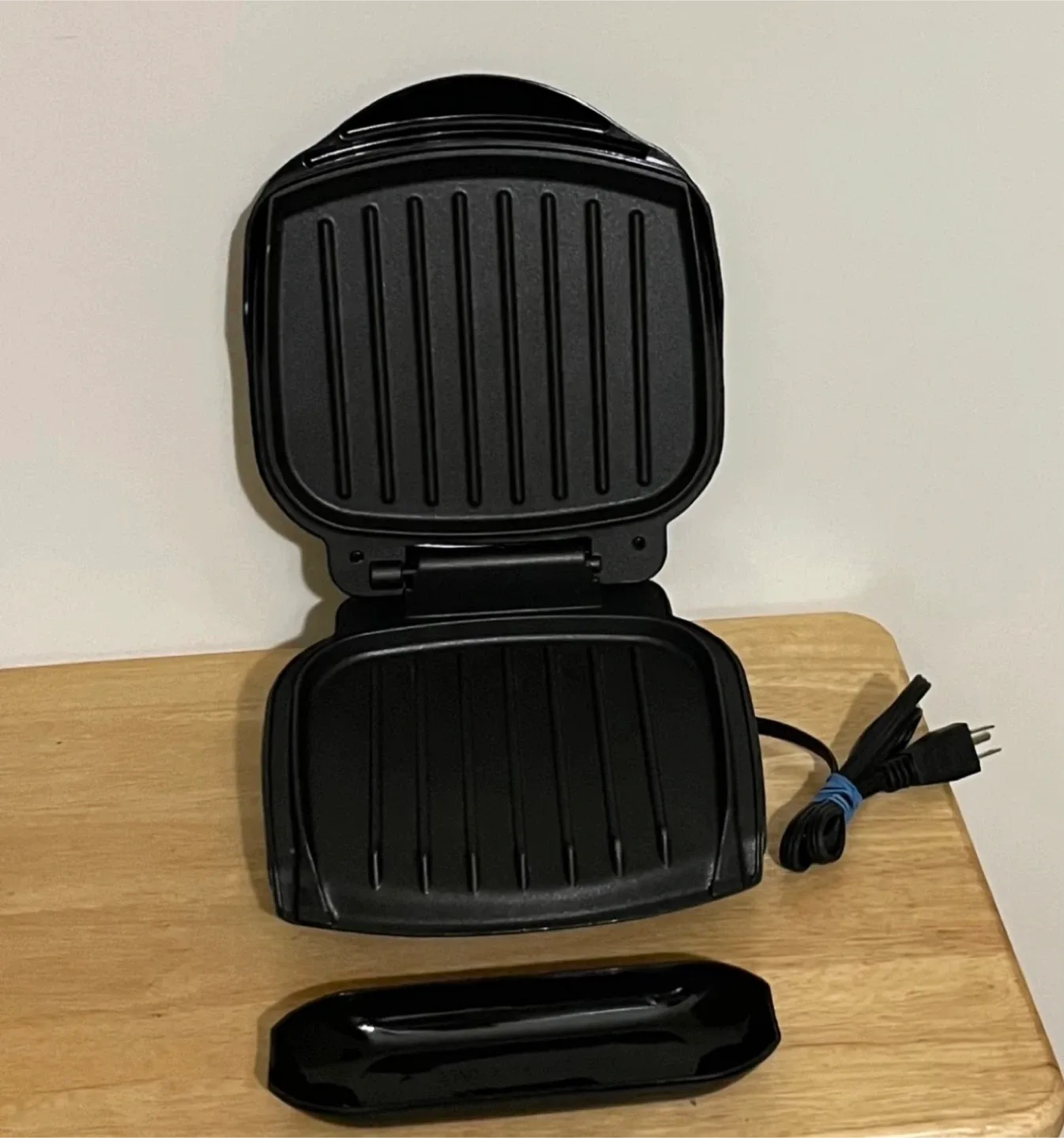 George Foreman Electric Lean Meat Fat Grilling Machine - Black image indicator(4)