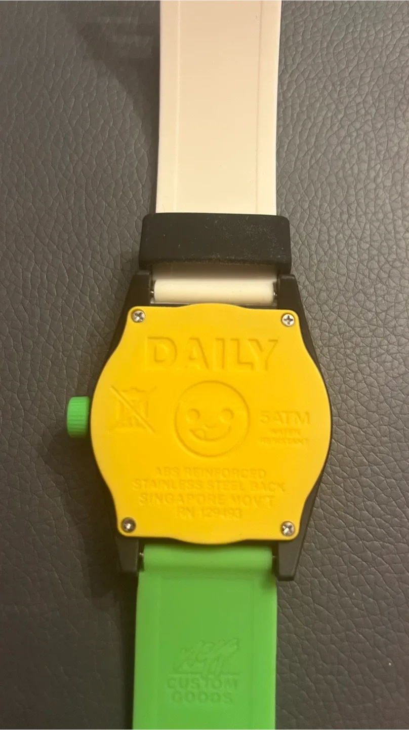 NEFF Daily Wild NF0208 Lime Analogue Watch image indicator(4)