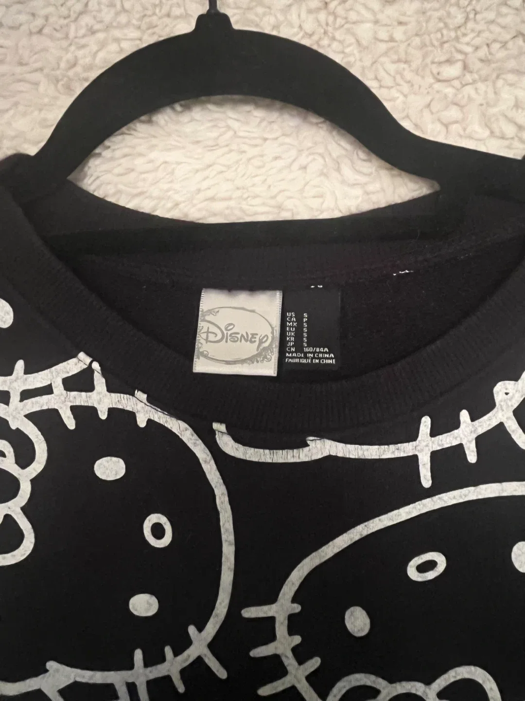 Disney Hello Kitty Black Sweatshirt - Size S image indicator(3)