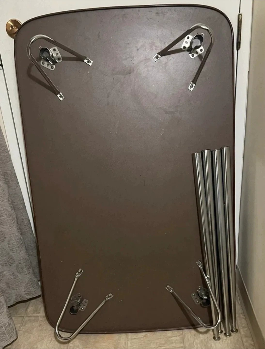 Sturdy Brown Dining Table, Without Chairs image indicator(3)