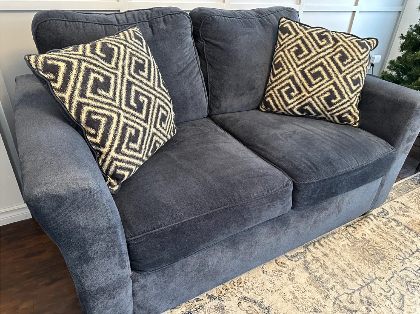 Blue Sofa and Loveseat Set image indicator(5)