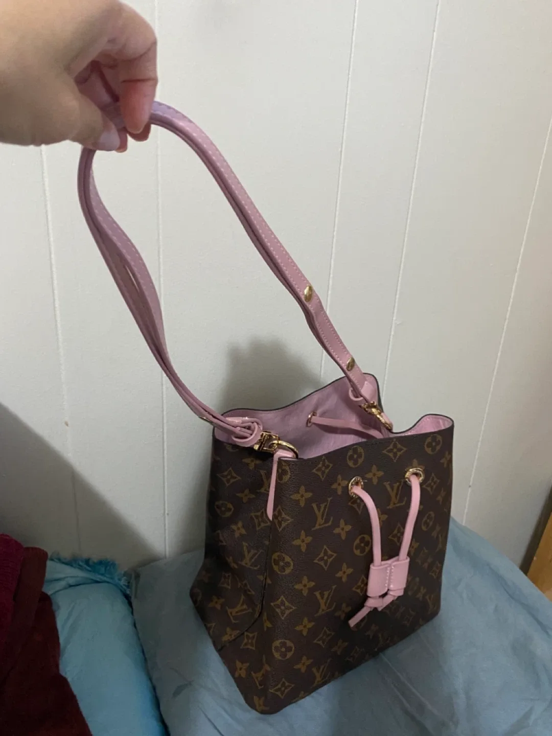 Louis Vuitton NéoNoé bucket bag