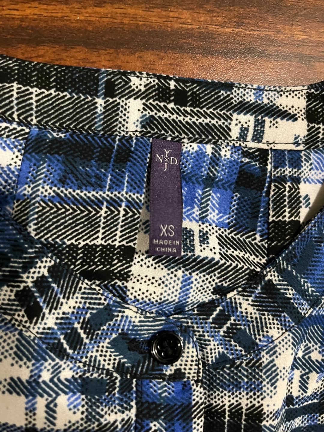 NYDJ women’s extra small blouse, plaid blue, pintuck - photo 2