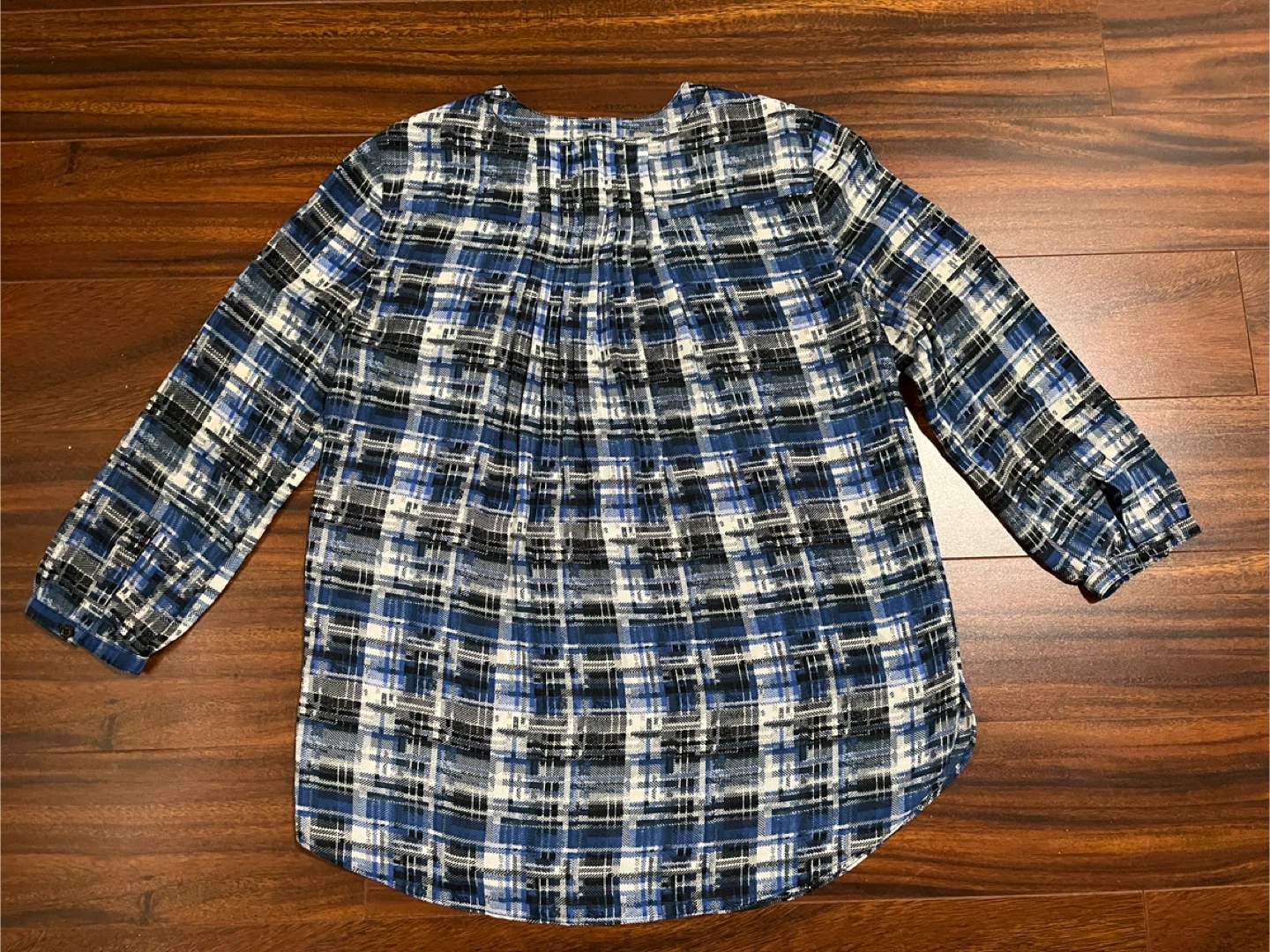NYDJ women’s extra small blouse, plaid blue, pintuck - photo 5