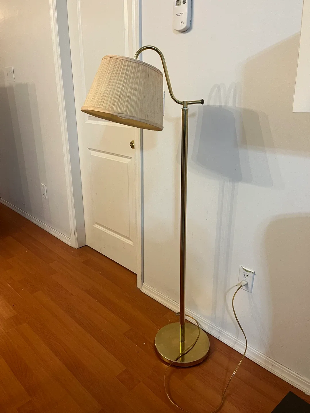 Gold Finish Floor Lamp image indicator(6)