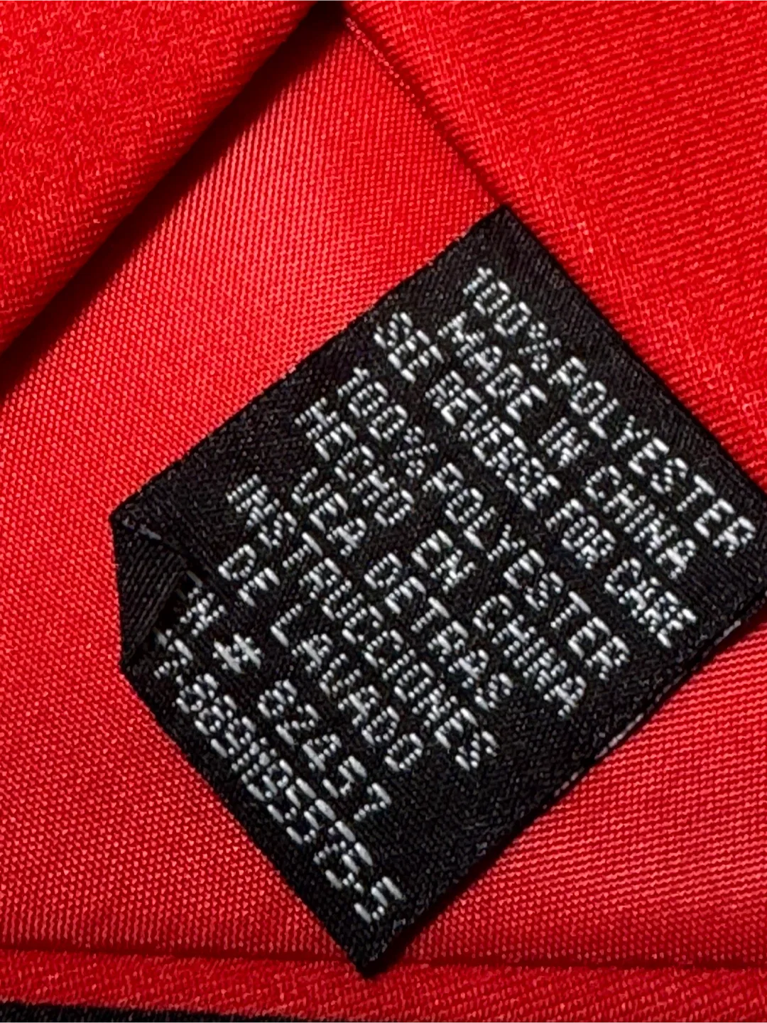 NEW Vintage Nickelodeon Spongebob Christmas Tie image indicator(6)