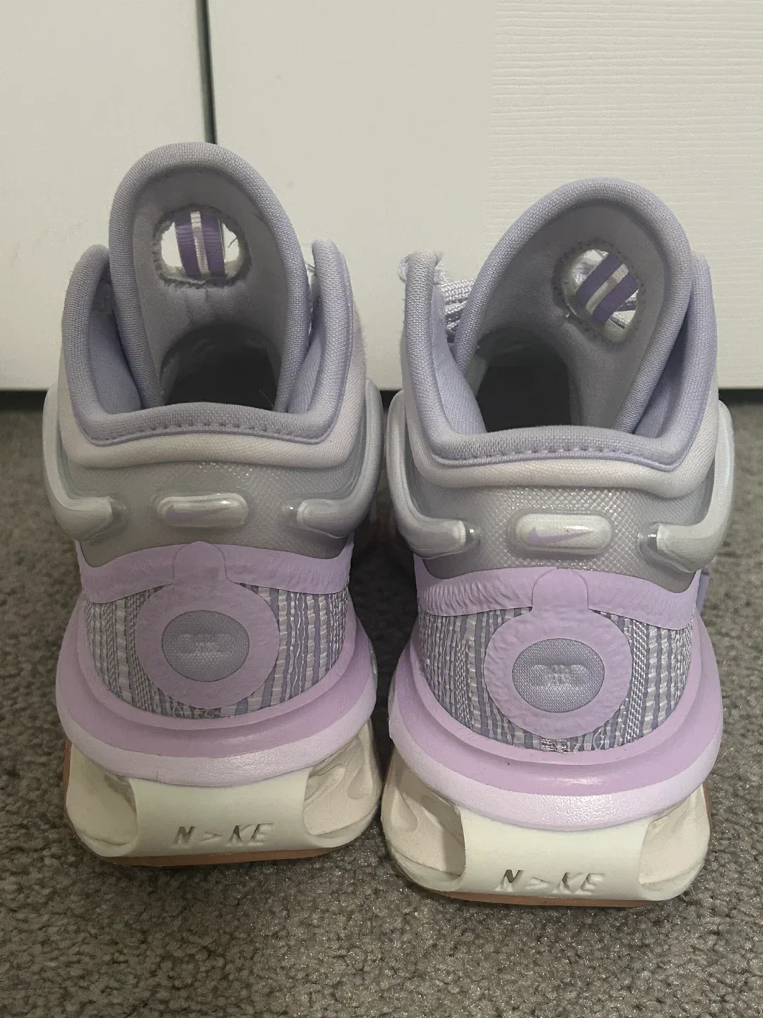 Nike GT Jump Basketball Shoes - Size 7.5 image indicator(3)