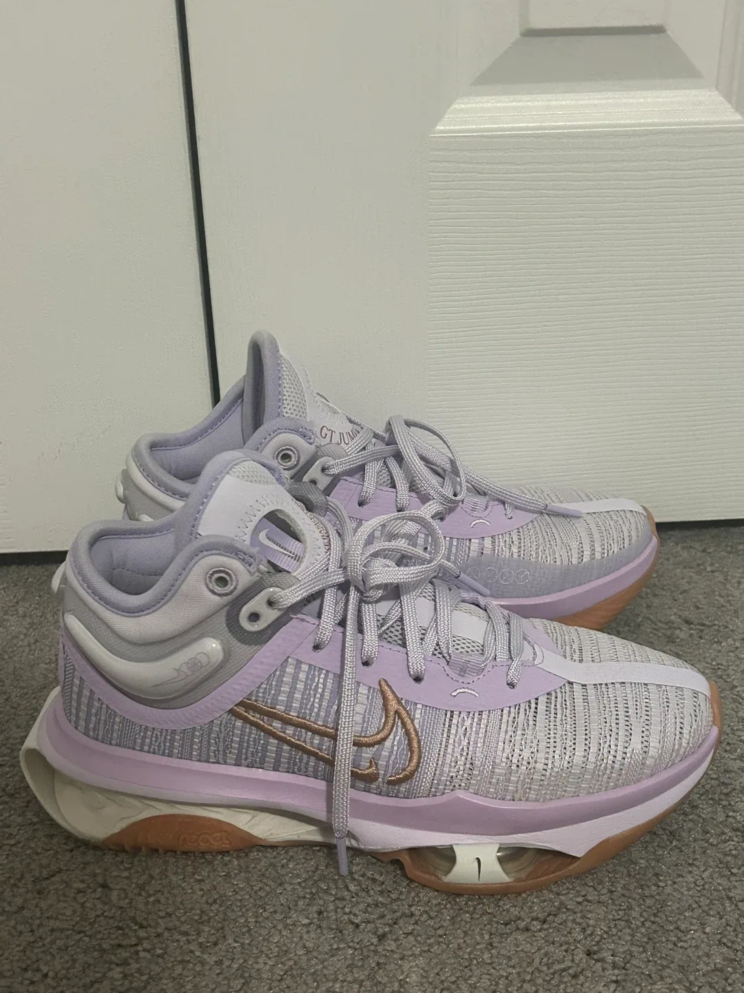 Nike GT Jump Basketball Shoes - Size 7.5 image indicator(2)