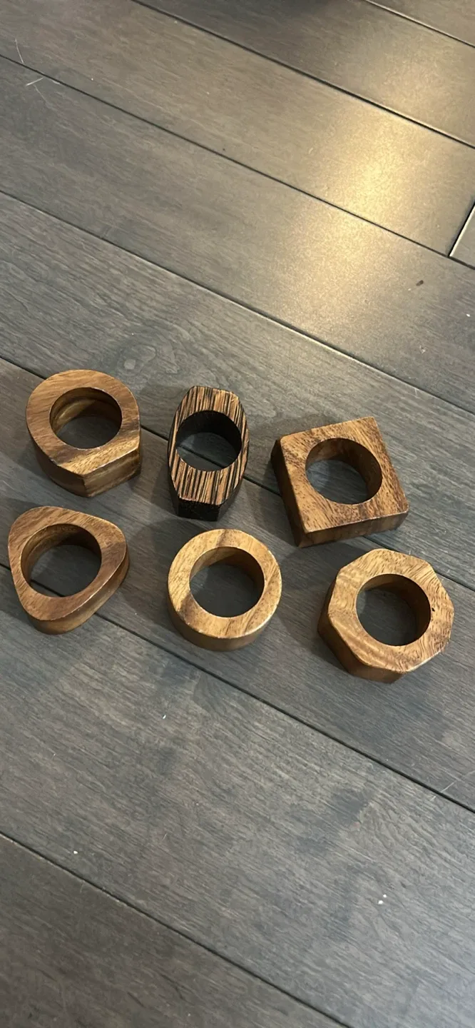 Wooden Napkin Rings (Set of 6)