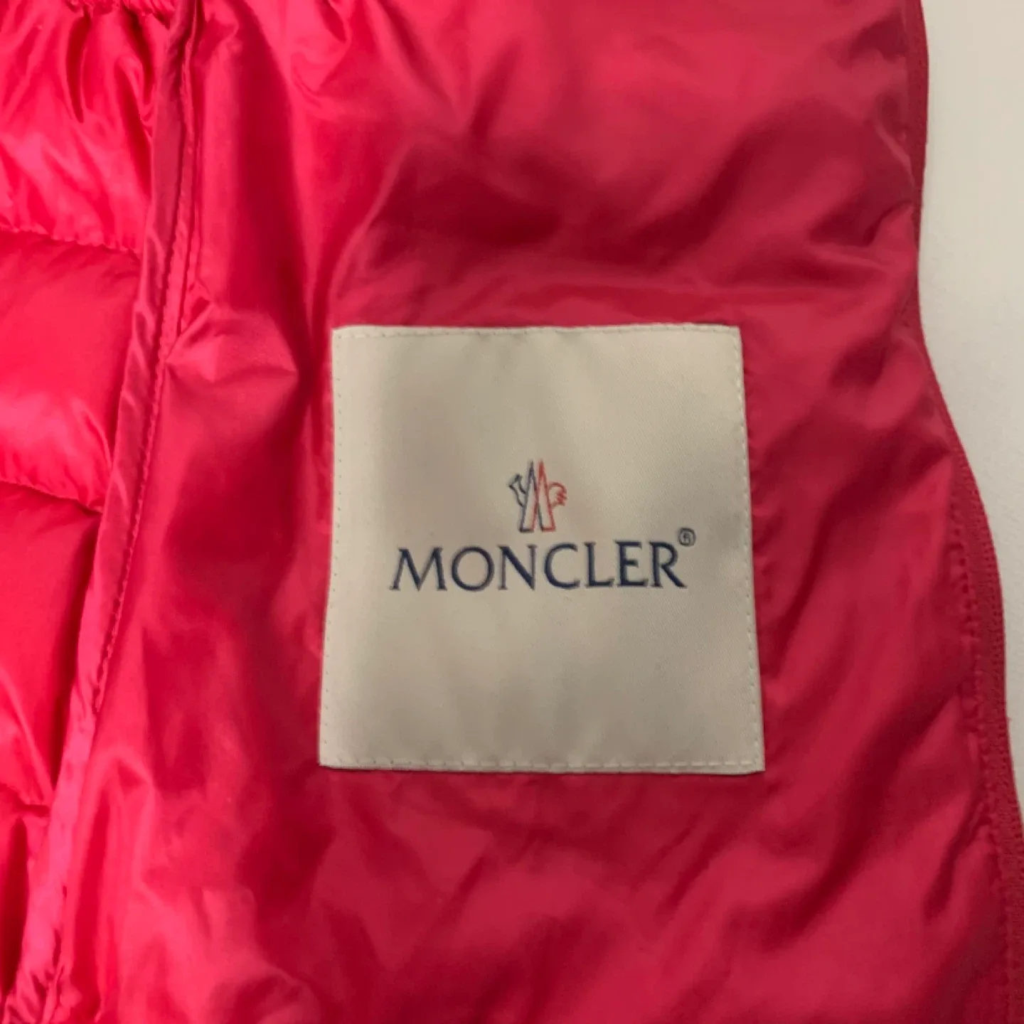 Moncler Nanee Gilet - Pink - Size XS / S youth image indicator(4)