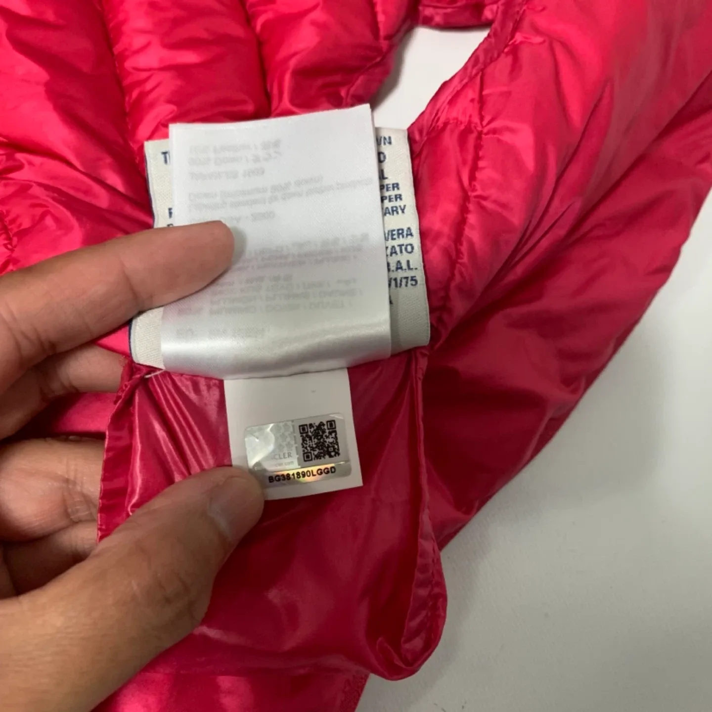 Moncler Nanee Gilet - Pink - Size XS / S youth image indicator(5)