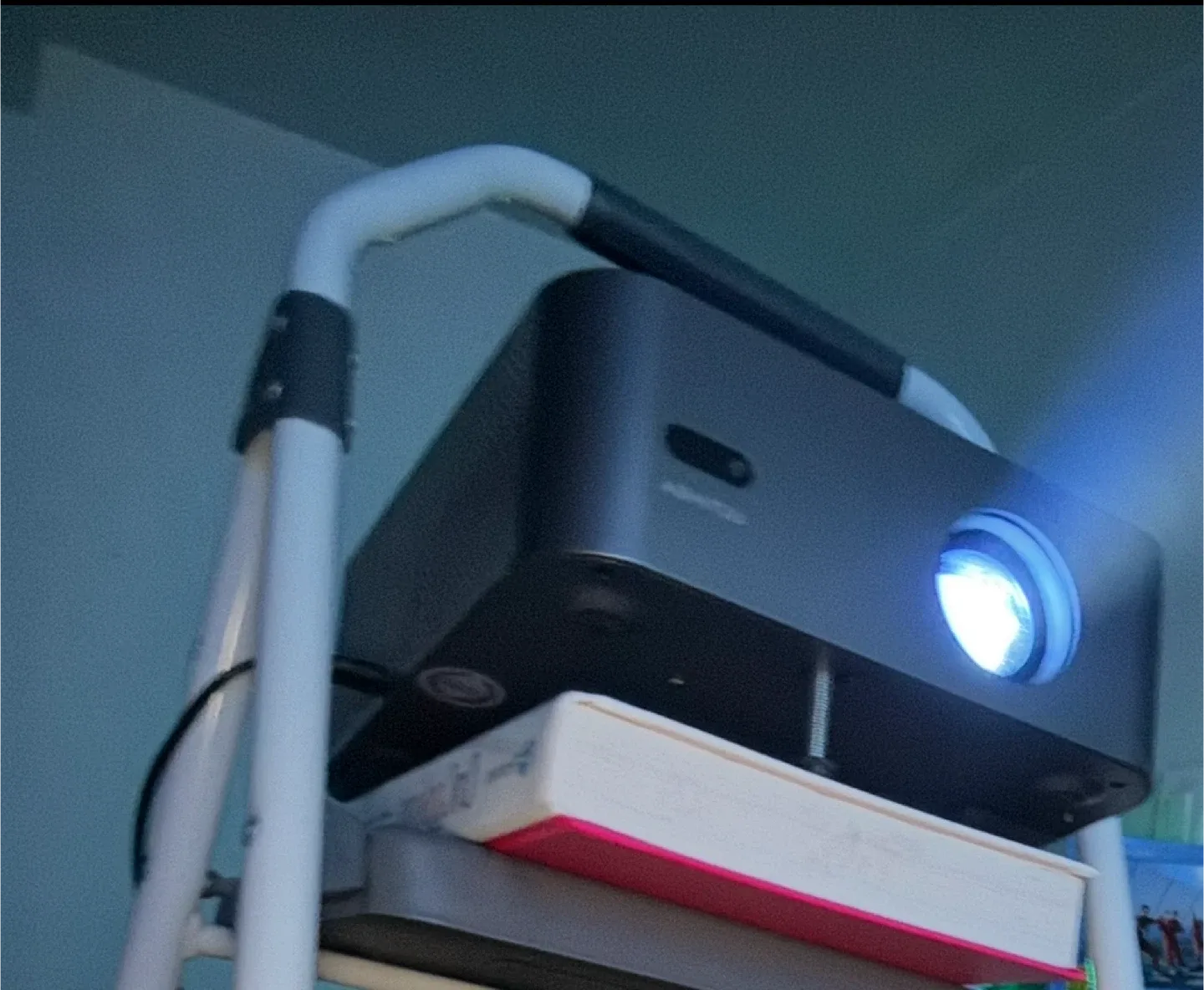 ULTIMEA Apollo P40 Auto Focus 1080P Projector