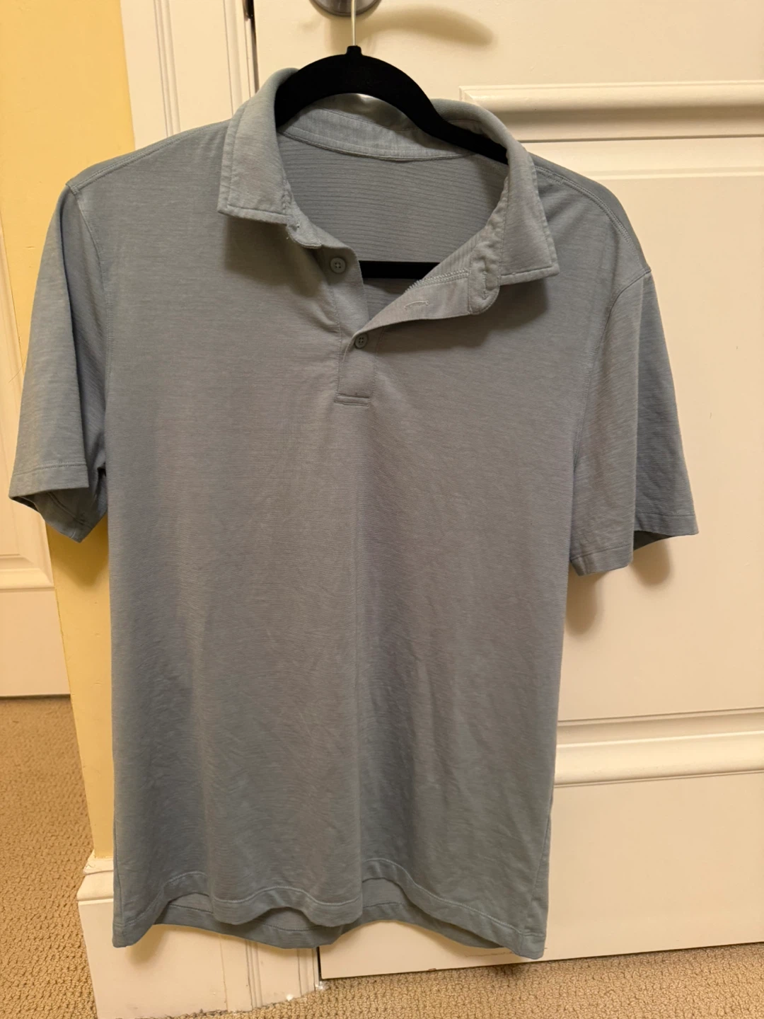 Lululemon Men’s Evolution Polo Size Small