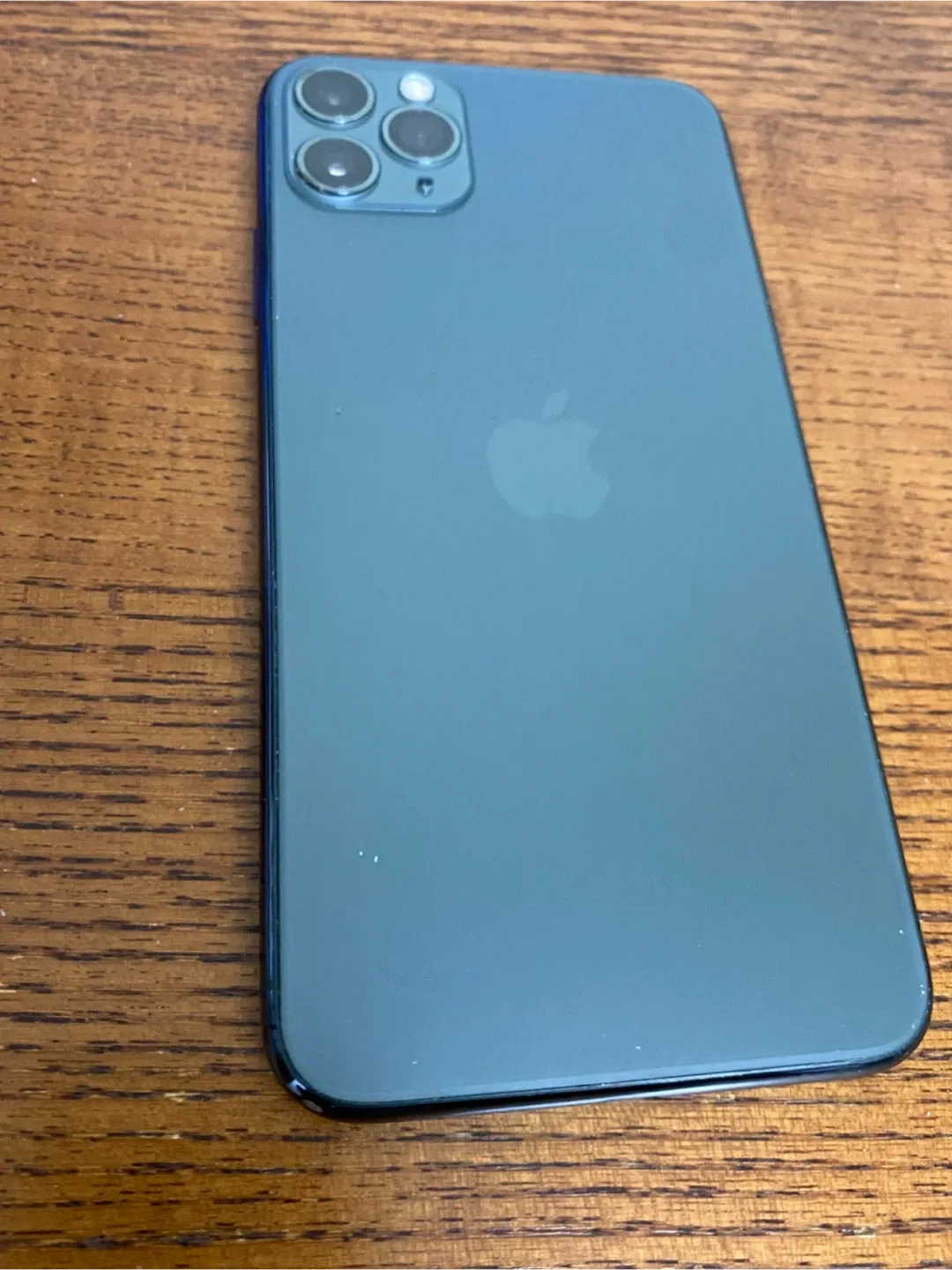 iPhone 11 Pro Max 64GB image indicator(3)