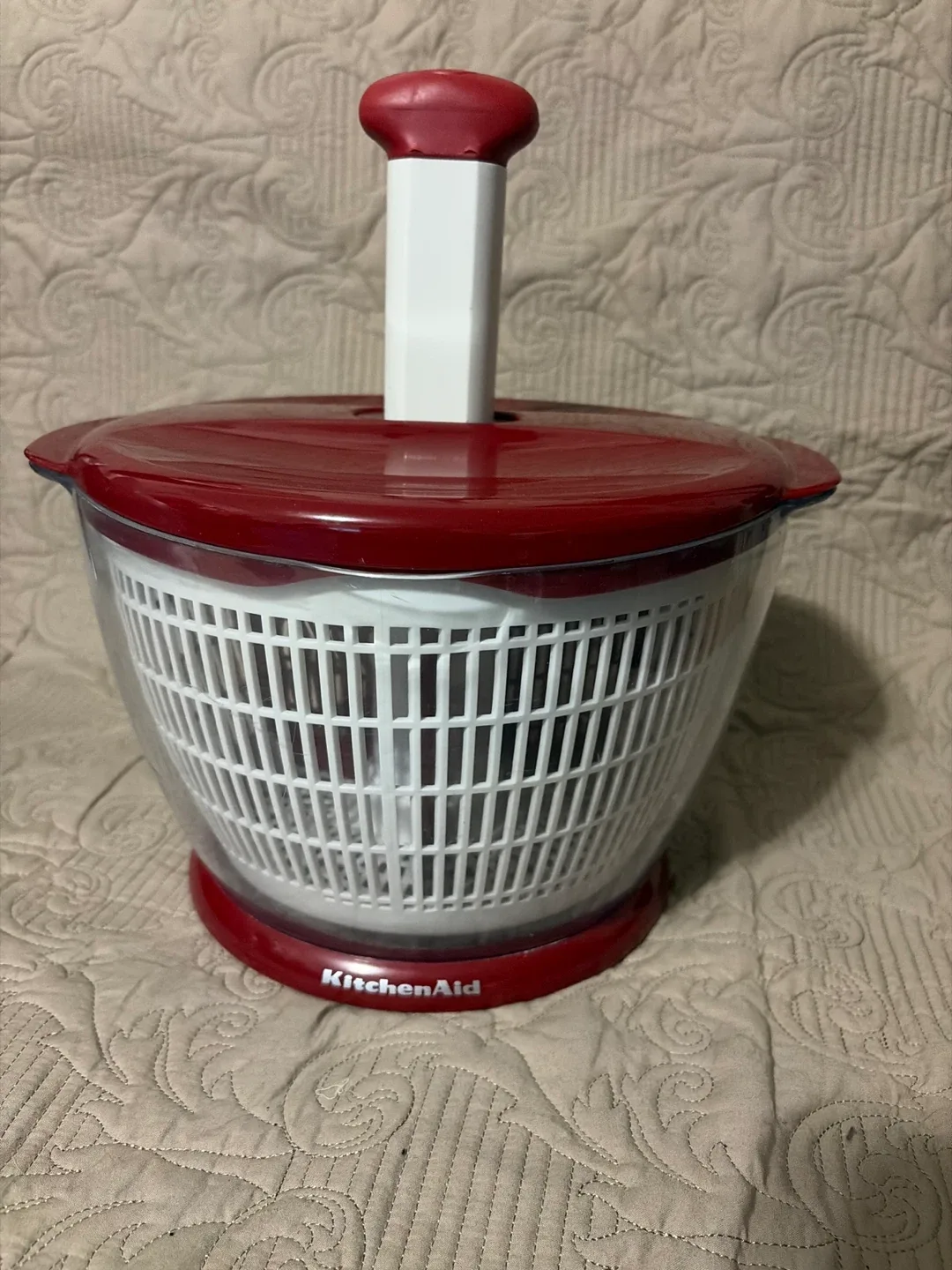 KitchenAid Salad Spinner - Red and White