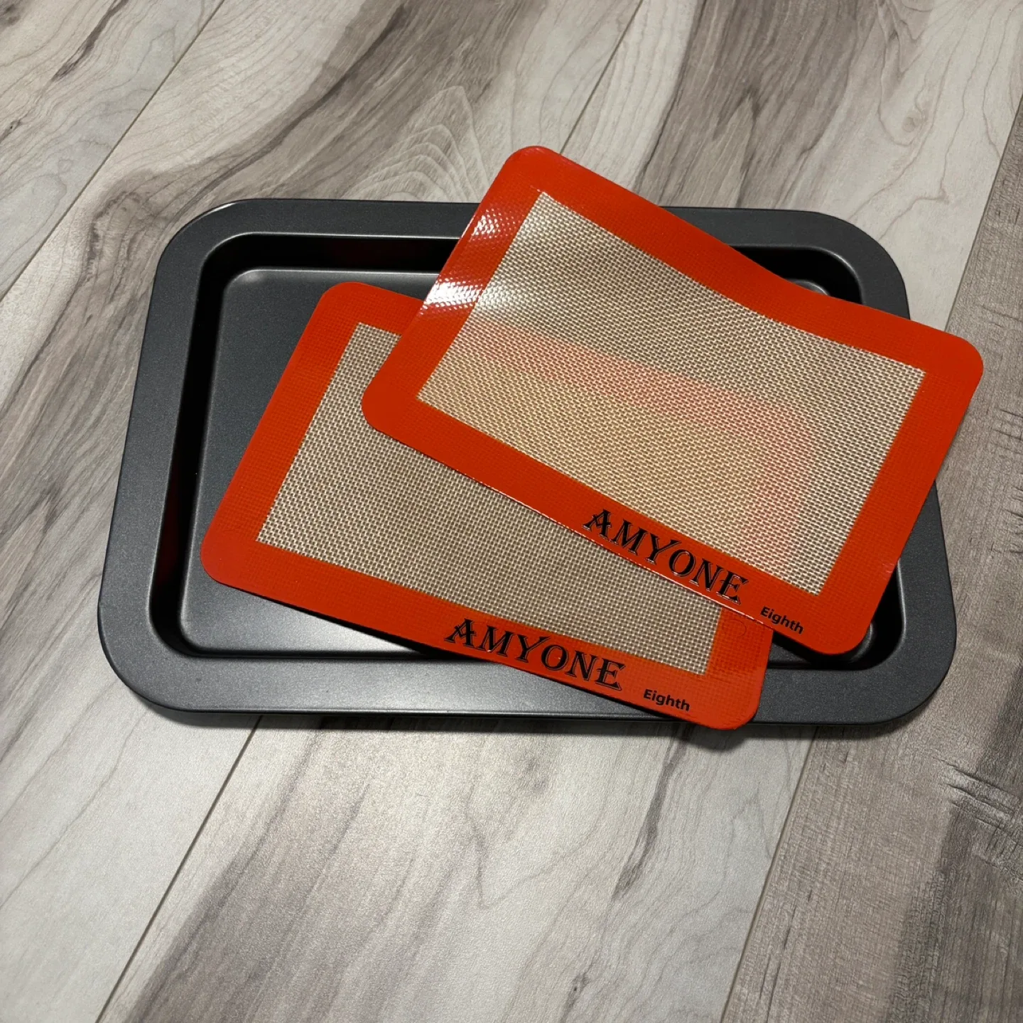Baking tray + 2 silicone mats
