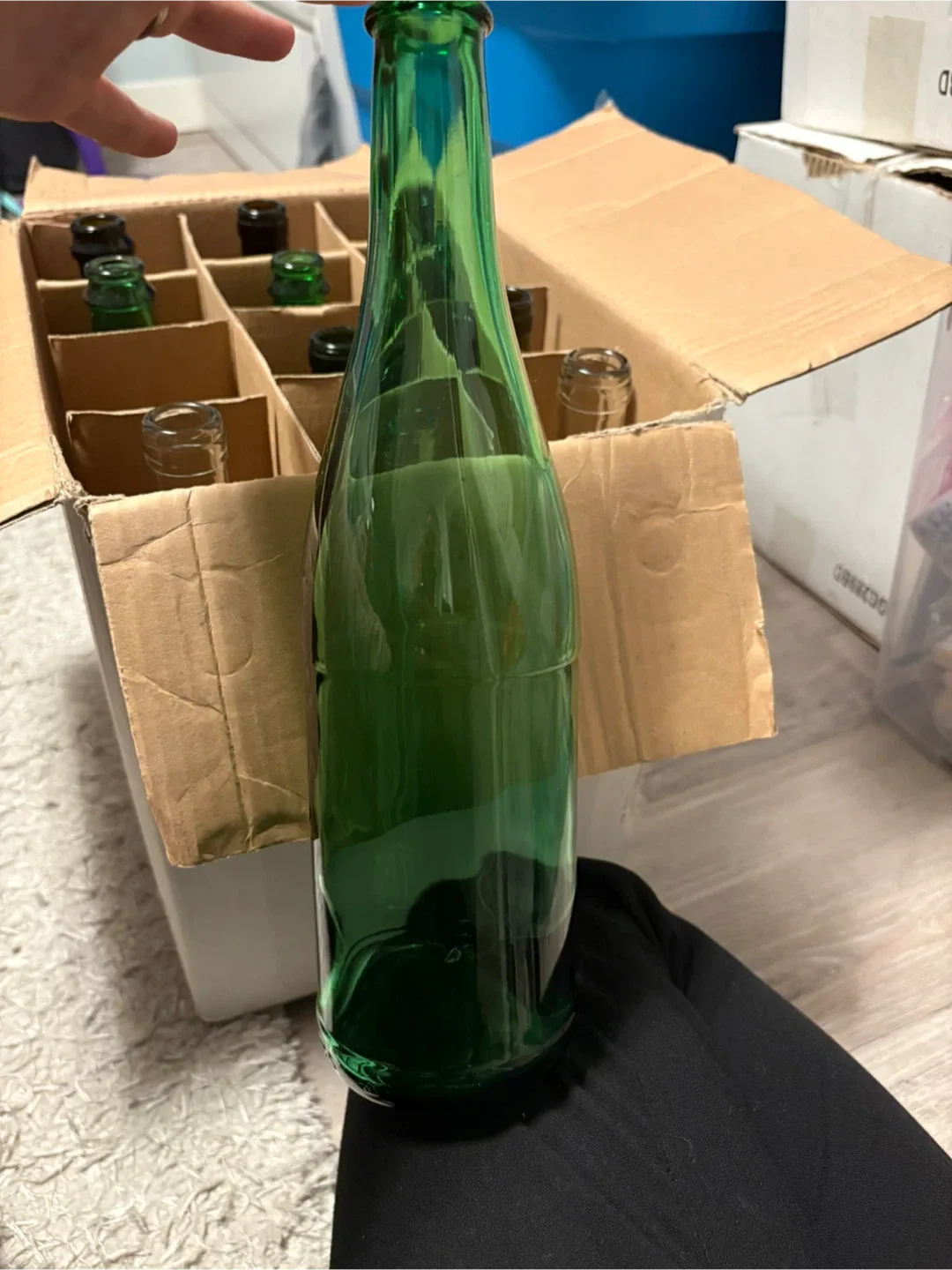 Wine/Beer Making Bottles - Assorted colours image indicator(2)