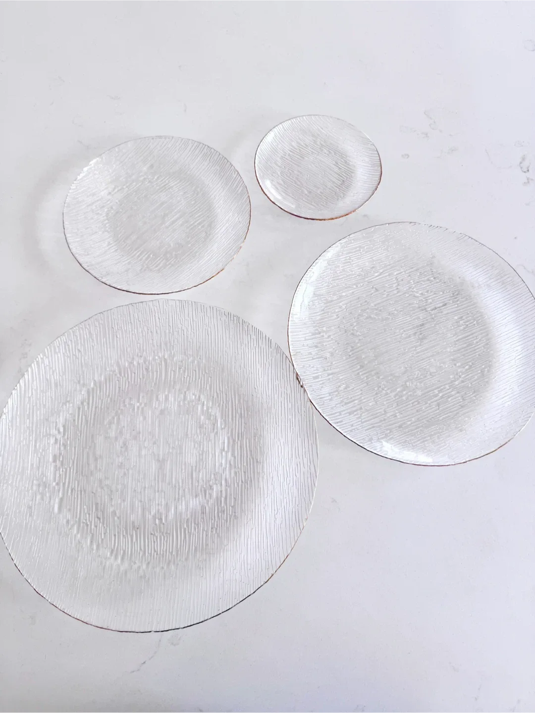 Textured Glass Charger Plates with Gold Trim image indicator(3)