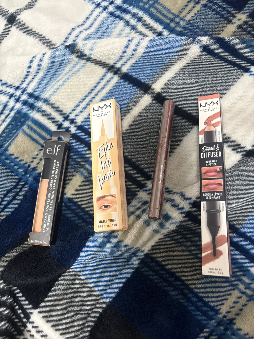 NYX Dazed & Diffused Blurring Lipstick